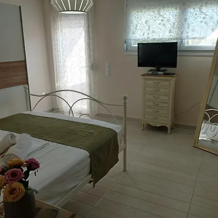 Peramos View Luxury Maisonette * Néa Péramos