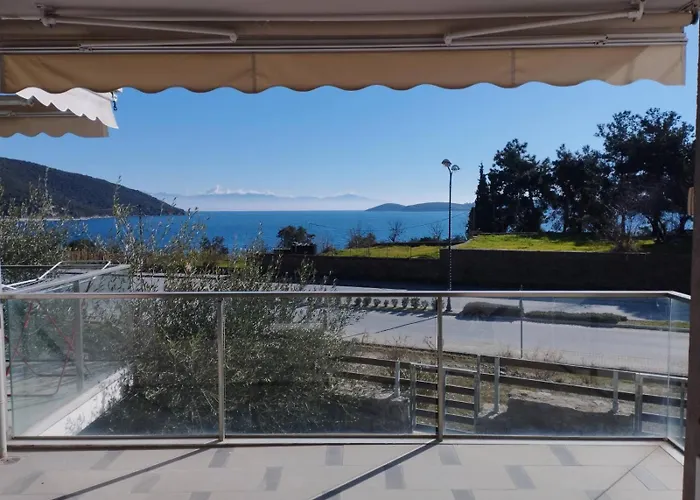 Peramos View Luxury Maisonette Неа-Перамос